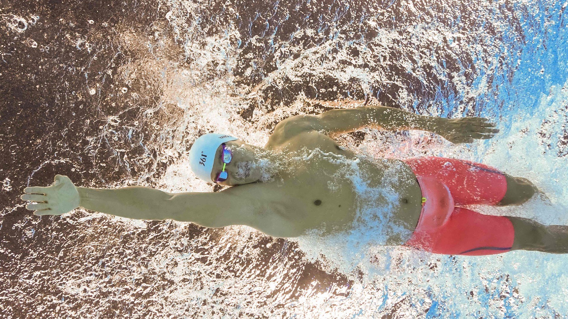 英超球队结合GPS数据调整赛季体能负荷,英超体育