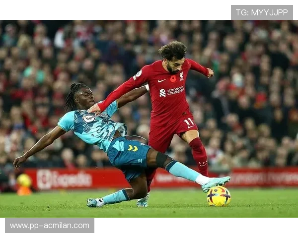 利物浦与阿森纳激战正酣，积分持平，利物浦和阿森纳